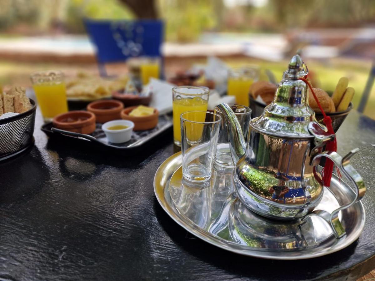 Bed and Breakfast Le Domaine De Carole Marrakech Douar Akkara Esterno foto
